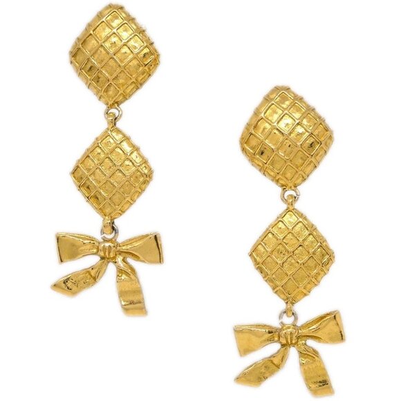 Chanel Dangle Earrings Bow Rhombus Clip-On Gold - Picture 1 of 4